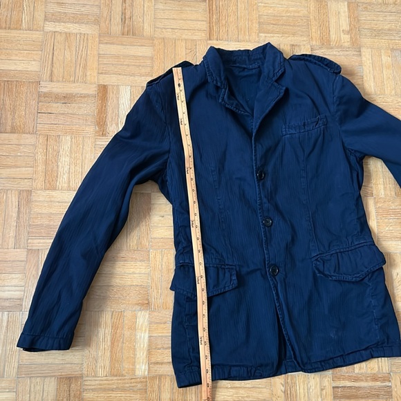 Prada - Picture 5 of 15